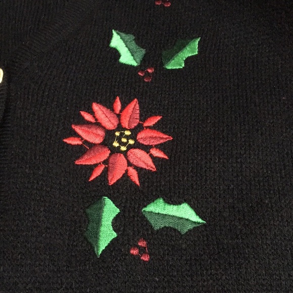 Croft & Barrrow Christmas vest. Size medium - Picture 6 of 8